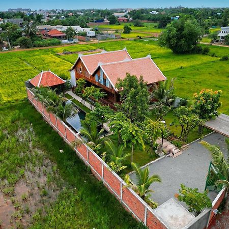 Isann Lodge Ciudad de Siem Riep Exterior foto