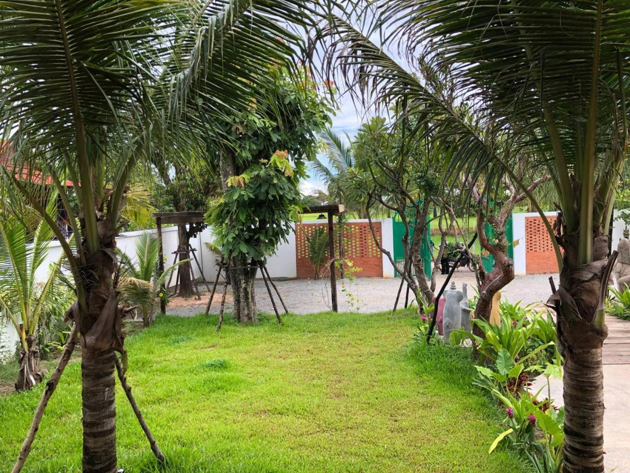 Isann Lodge Ciudad de Siem Riep Exterior foto