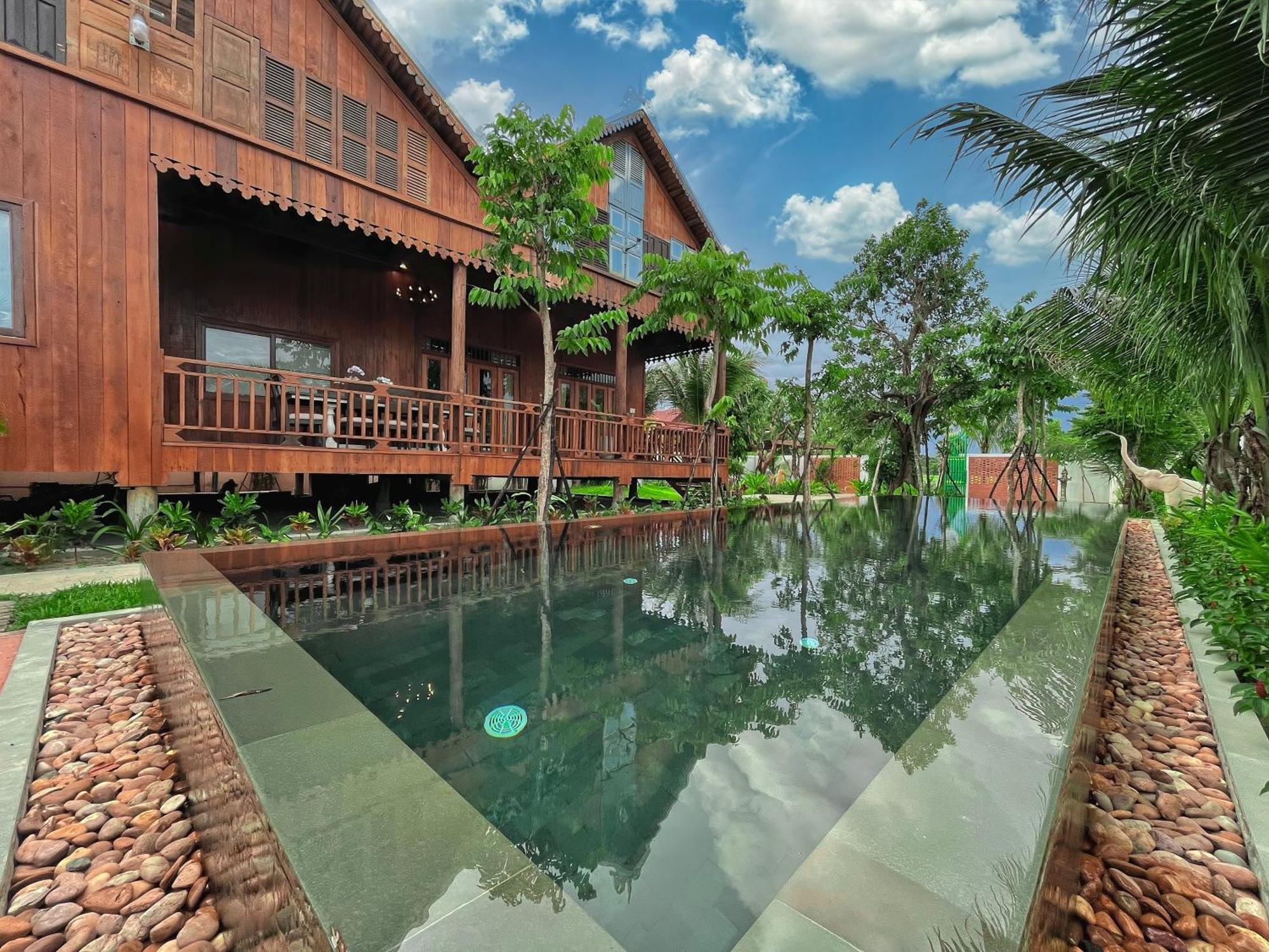 Isann Lodge Ciudad de Siem Riep Exterior foto