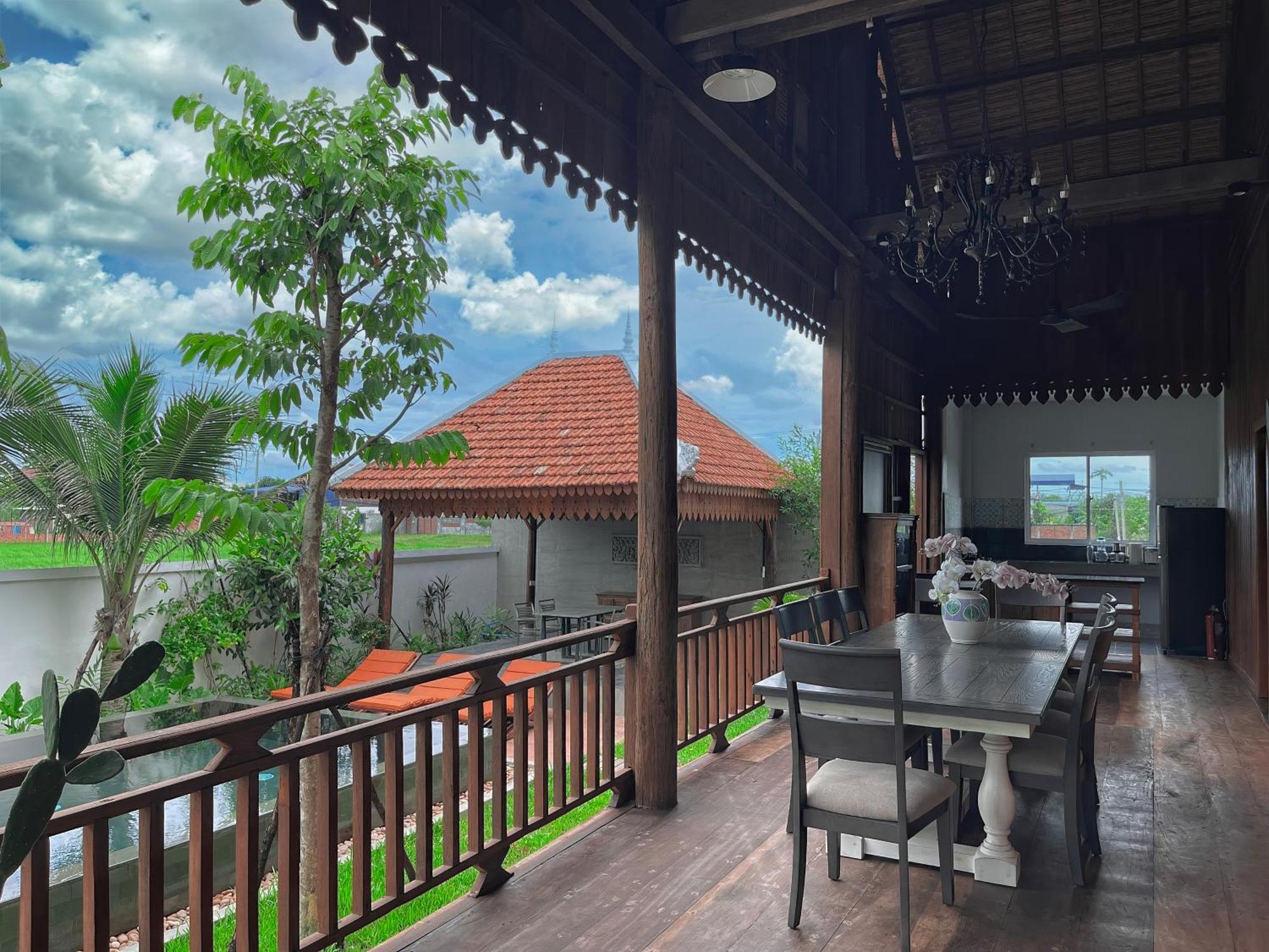 Isann Lodge Ciudad de Siem Riep Exterior foto