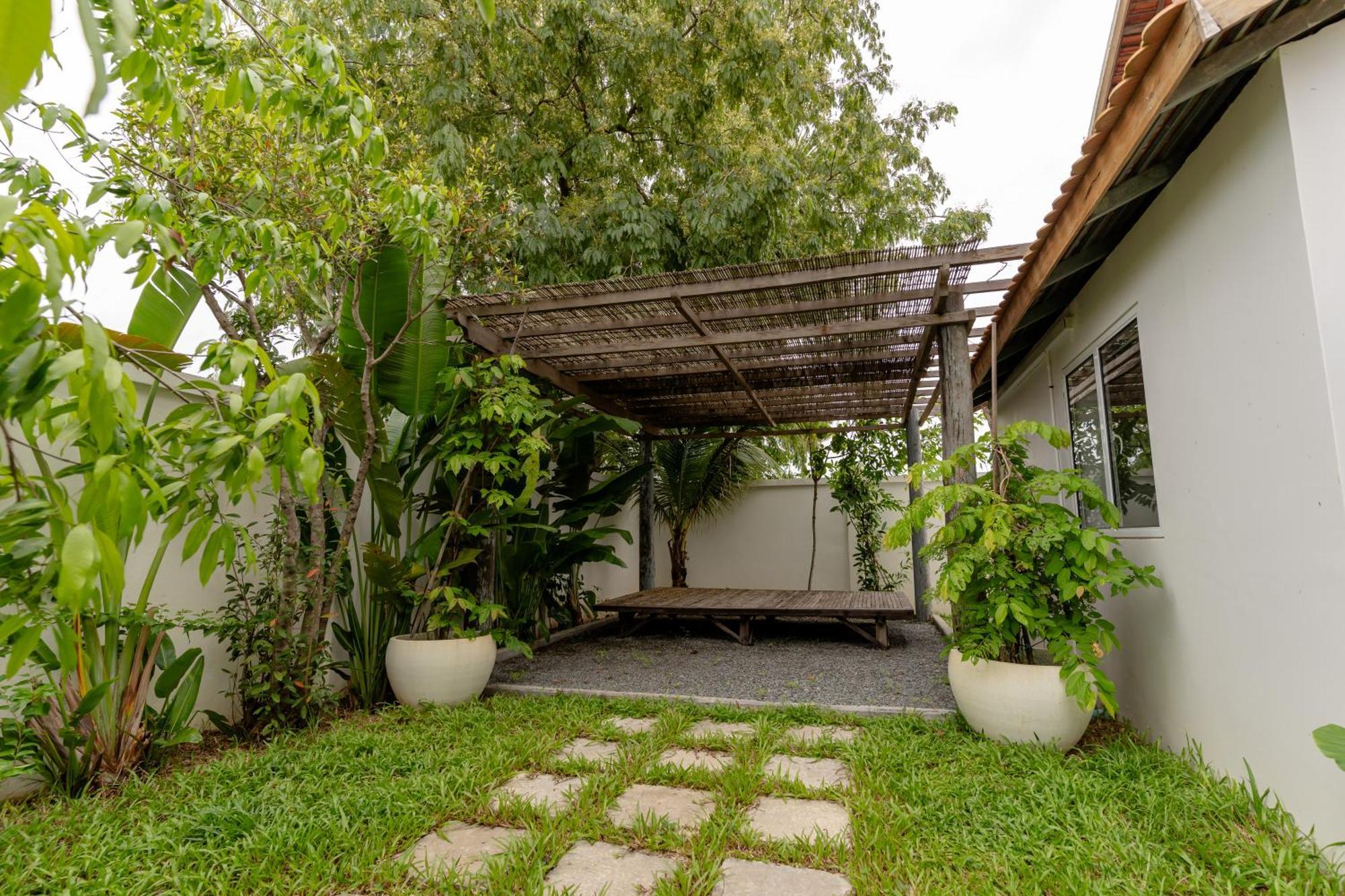 Isann Lodge Ciudad de Siem Riep Exterior foto